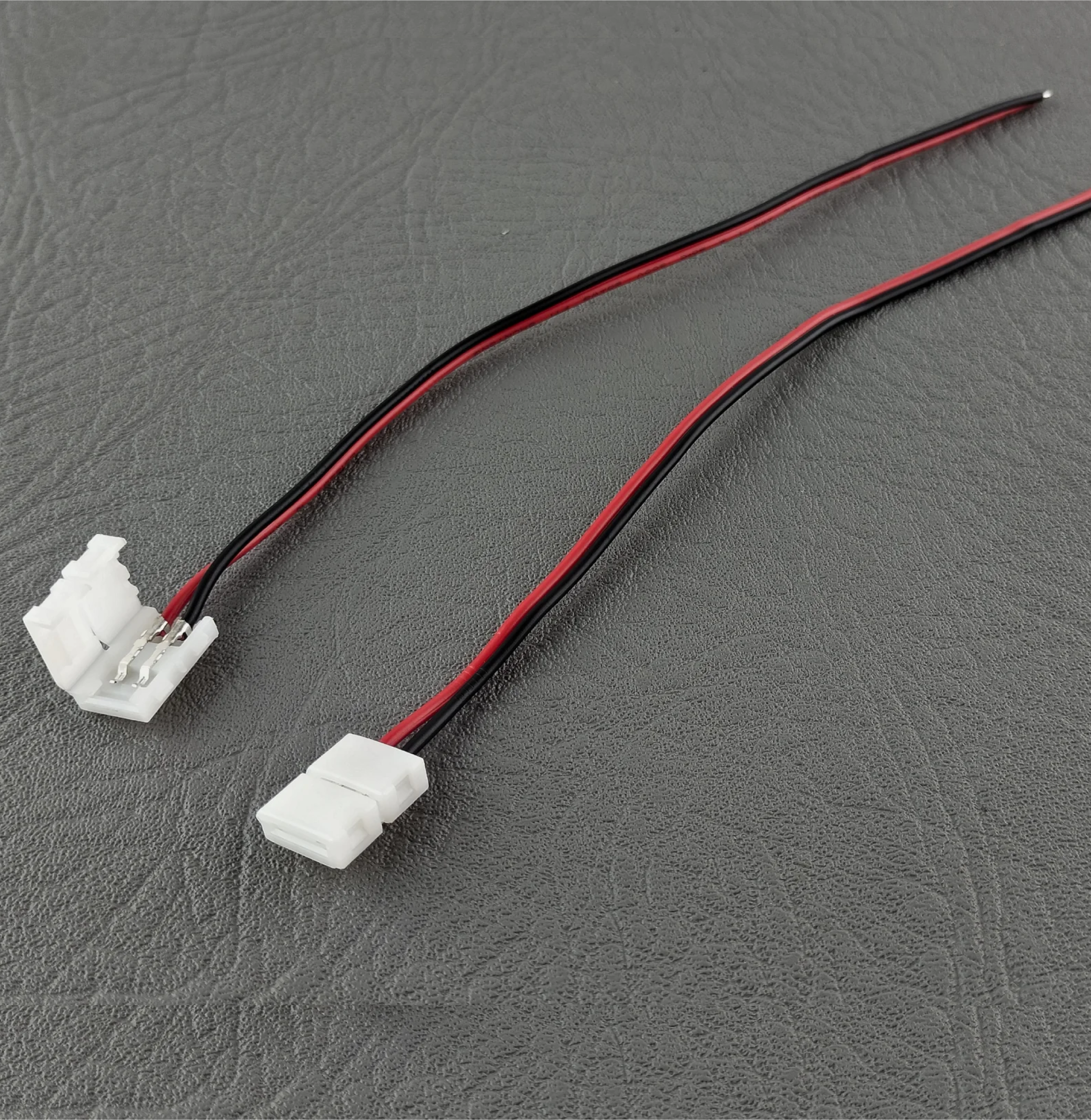 CONECTOR CINTA LED HIGH LUMEN IP33 8MM C/CABLE 2PIN MERCURY ICL95