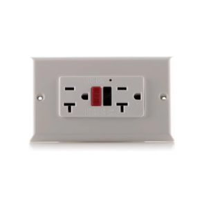 TOMA GFCI 20AMP BLANCA MERCURY ETI05